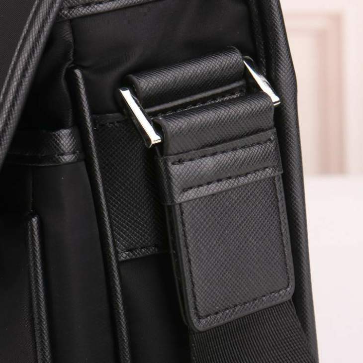 Picture of Prada Handbags _SKUfw241224857fw